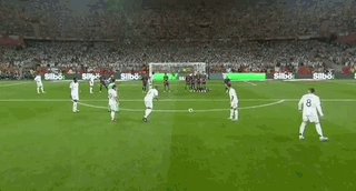 揭秘二八杠“出千”手段：注意那些频繁翻动牌面的小动作。（警惕二八杠作弊伎俩：留意频繁翻动牌面的细微动作）