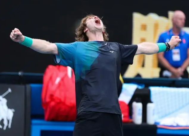 都在一遍又 都在一遍又