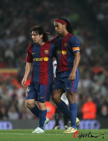 这使得他们 这使得他们