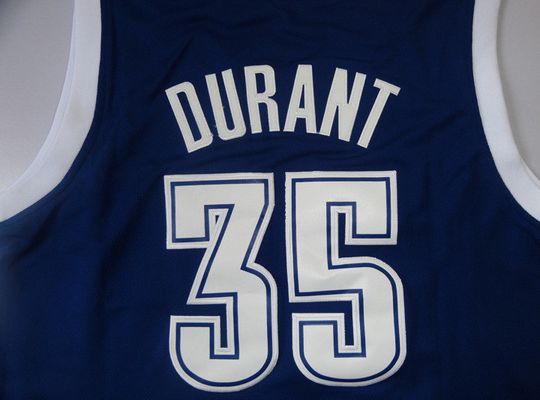 西班牙中场 西班牙中场